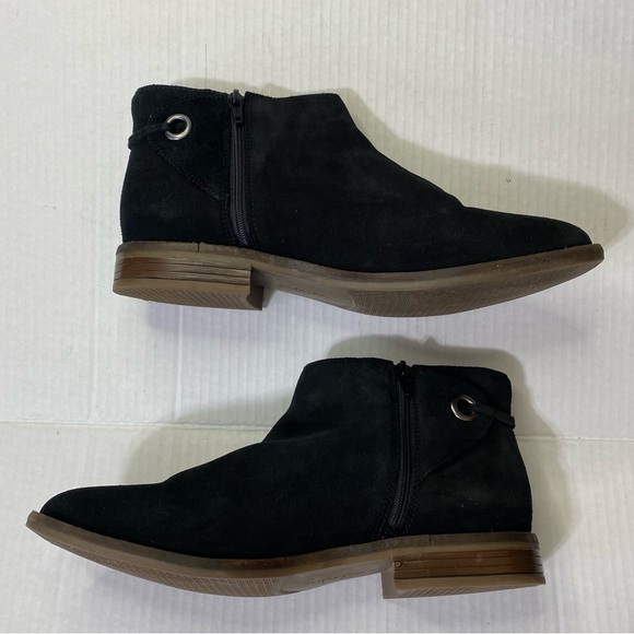 Clarks Camzin Bow Women's 11.5W Wide Ankle Booties - Picture 3 of 9